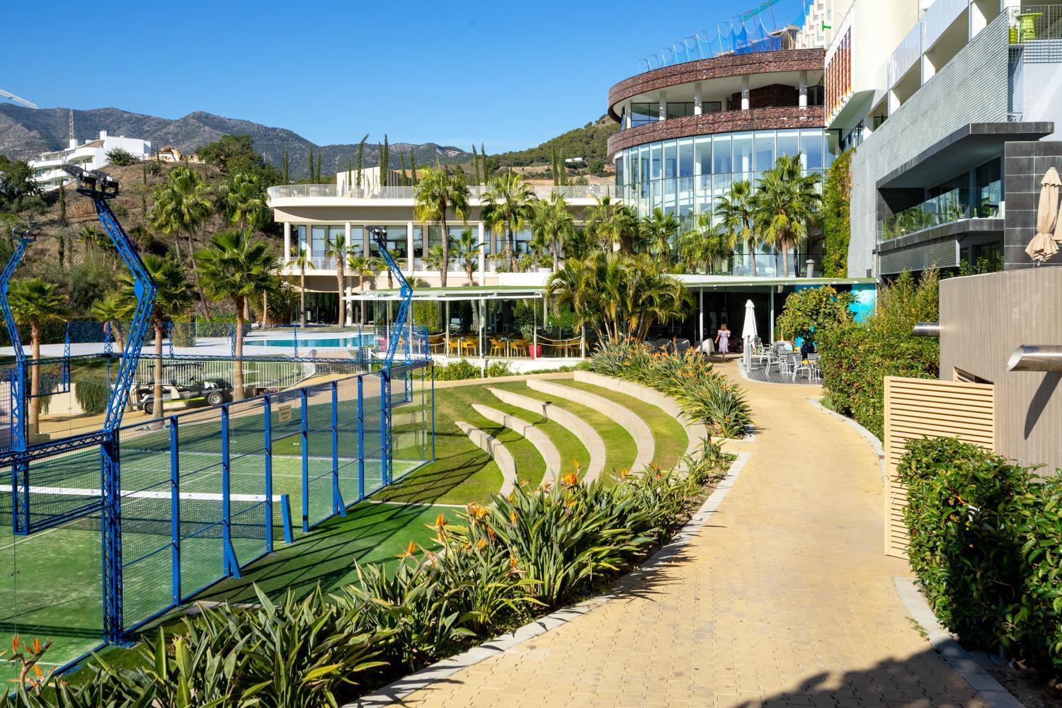 Mara's Higueron West - Relax And Seaviews Apartament *